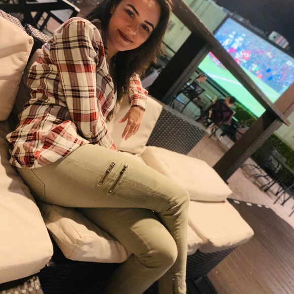 Meet your Posher, Caroline - Picture 7 of 8